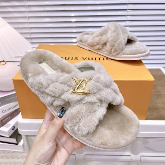 L家 P: 薄底 Size: 35-39 40 订做不退换 Lv Louis Vuitton Ss24 New Arrival～路易威登l家2024秋冬｜ 百分